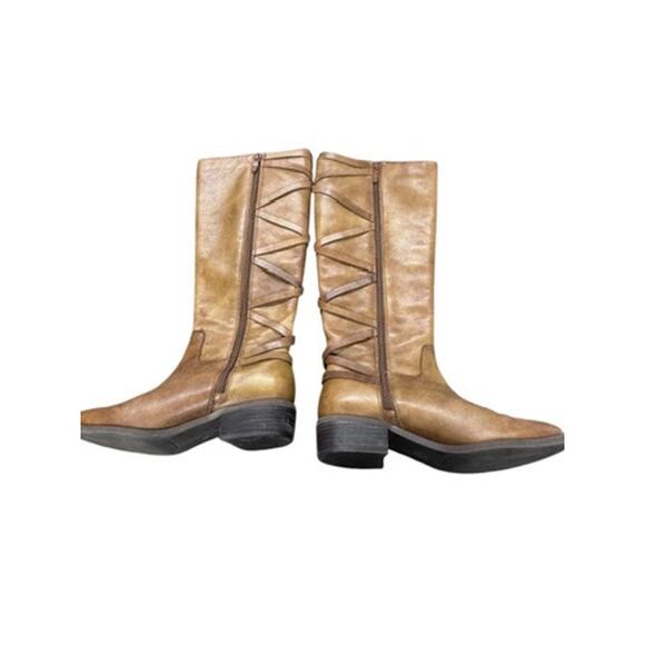 "BCBGENERATION" Knee High ,Full Zip Boots, Strappy Design, SZ 7.5, FINAL SALE!! - Picture 5 of 11